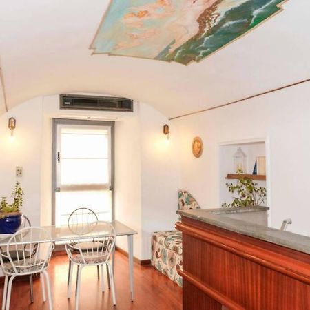 Napoli Centro Storico Un Passo Da San Gennaro Apartment Bagian luar foto