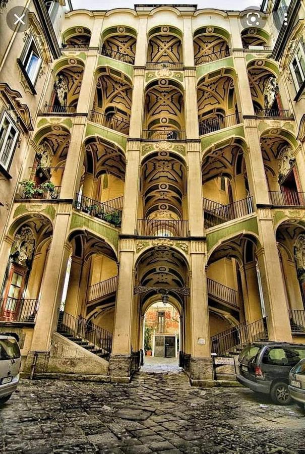 Napoli Centro Storico Un Passo Da San Gennaro Apartment Bagian luar foto