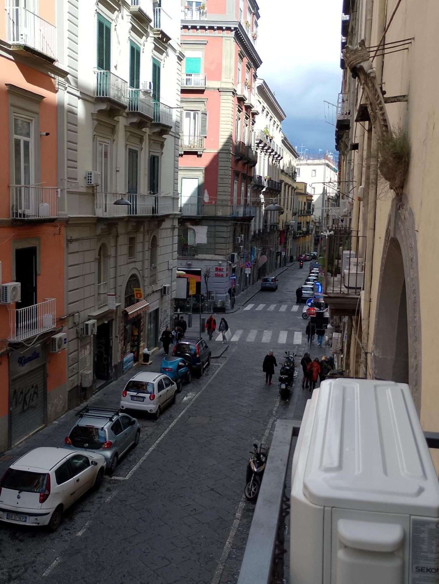 Napoli Centro Storico Un Passo Da San Gennaro Apartment Bagian luar foto